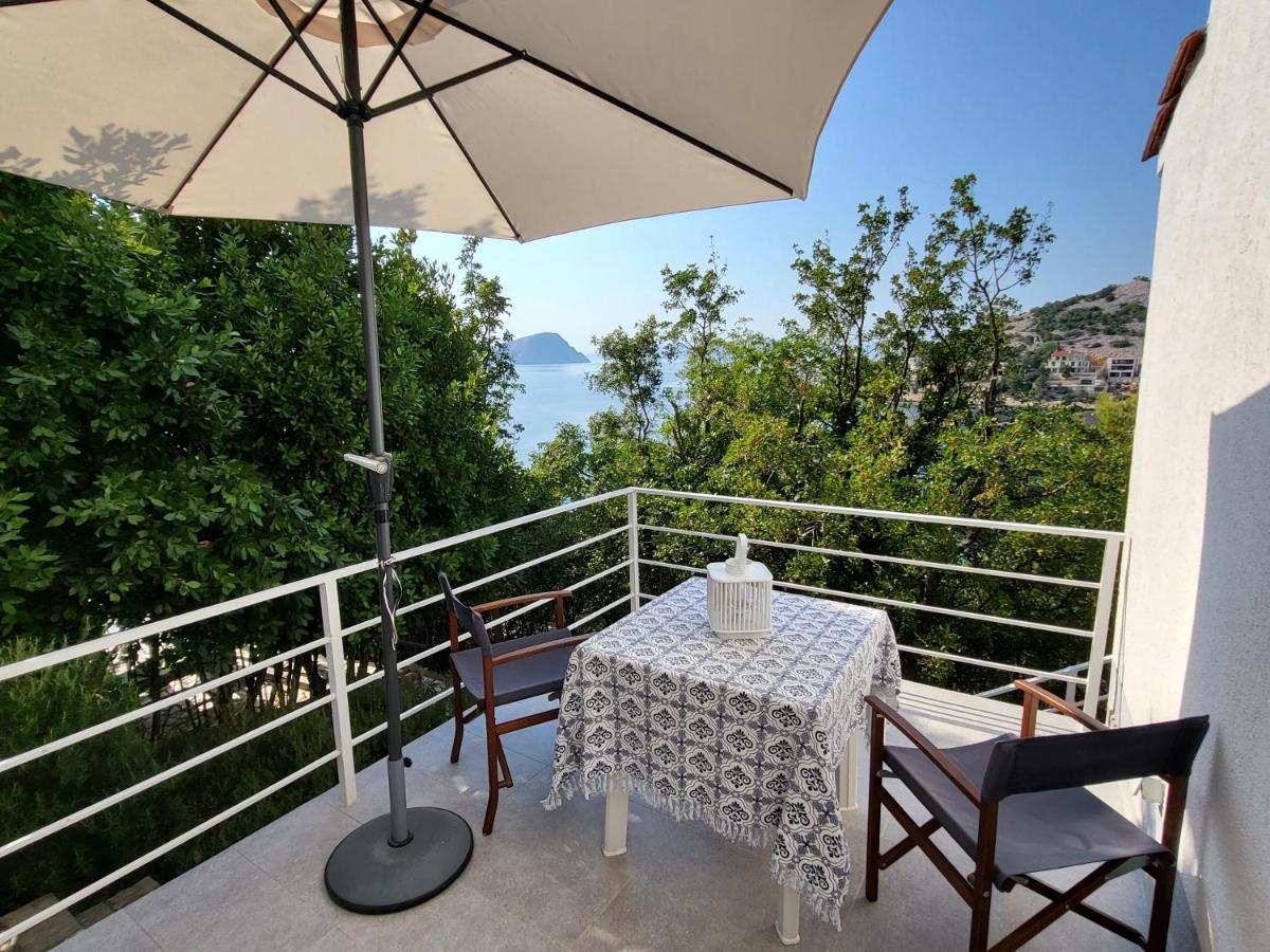 Apartment Stipe Доня Клада Екстериор снимка