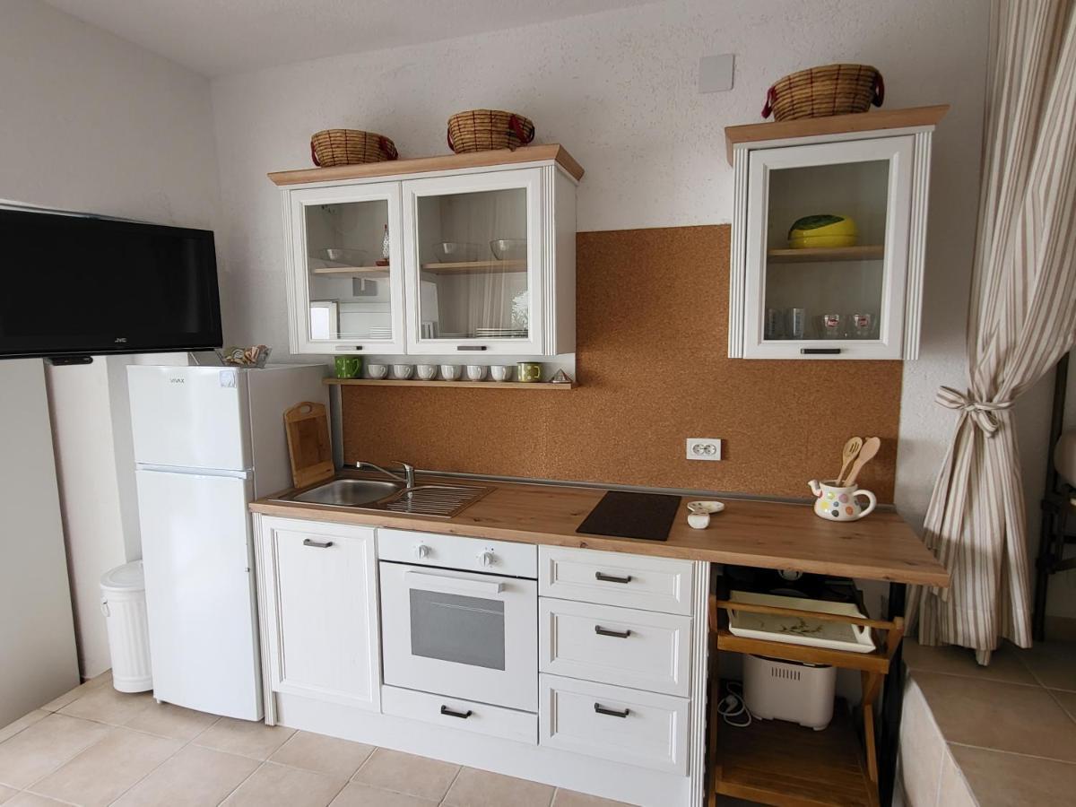 Apartment Stipe Доня Клада Екстериор снимка